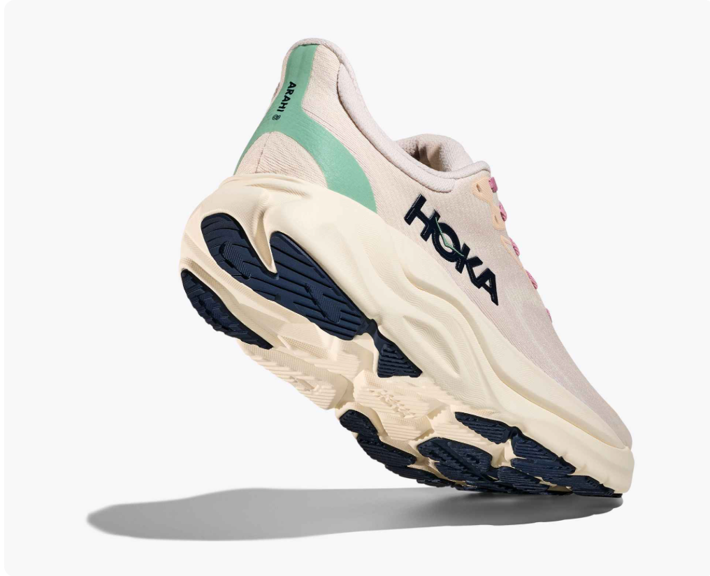Women's Arahi 8