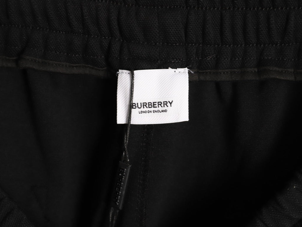 Burberry Equestrian-Emblem Check-Side Shorts - Black